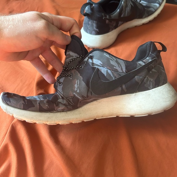 ⭐️ NIKE SHOES⭐️ - Picture 12 of 12